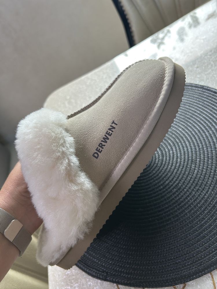 Ugg mărimea 37 -23 cm pile și blana naturală