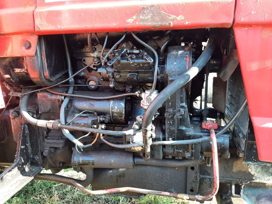 Tractor universal 445 dt