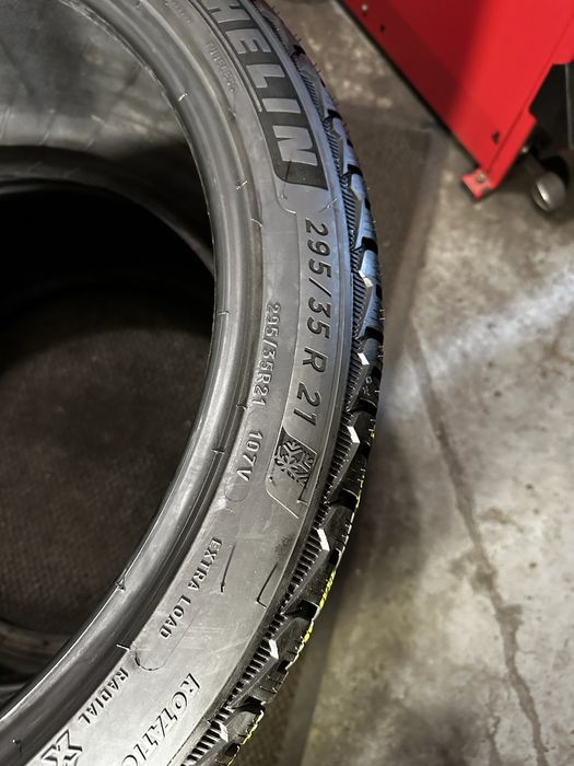 Set 265/40 R21 105V XL| 295/35 R21 107V XL Michelin Pilot ALPIN5 SUV