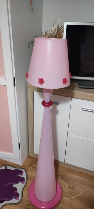 Lampa de podea dimensiunile in poze