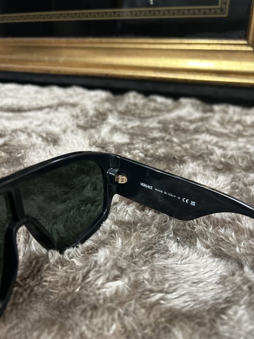 Versace Sunglasess