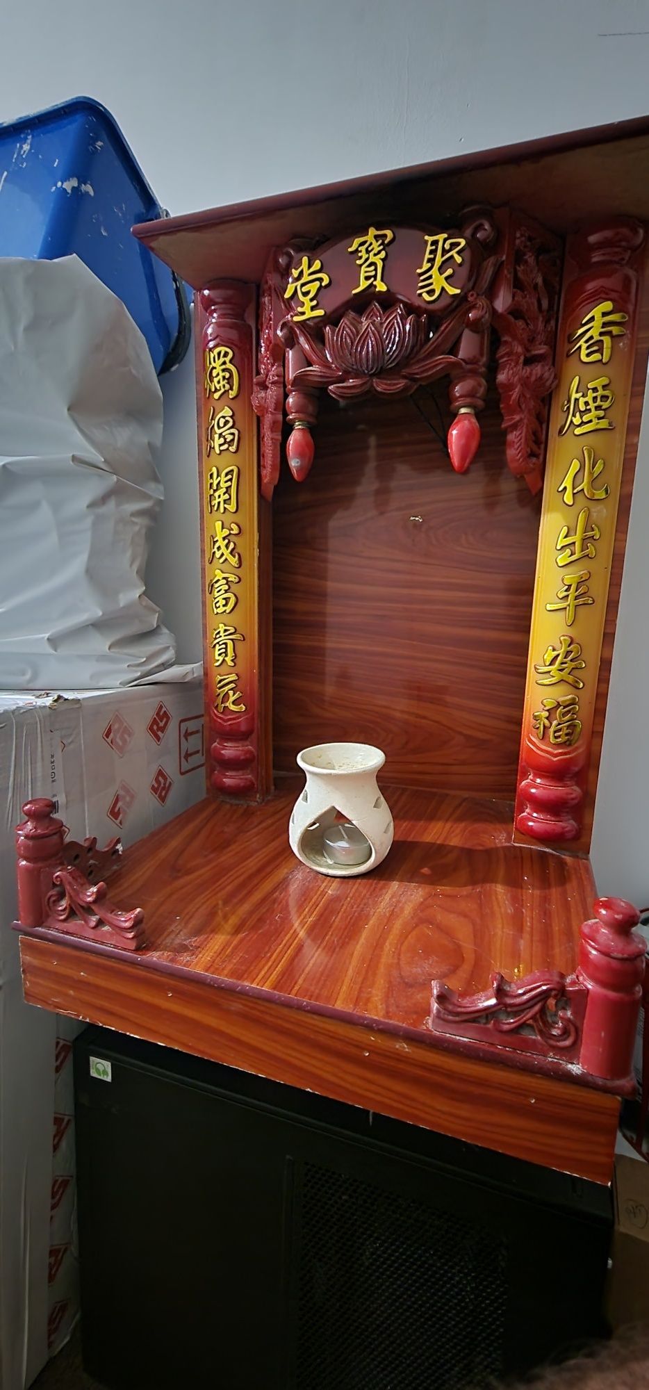 Altar budhist vechi
