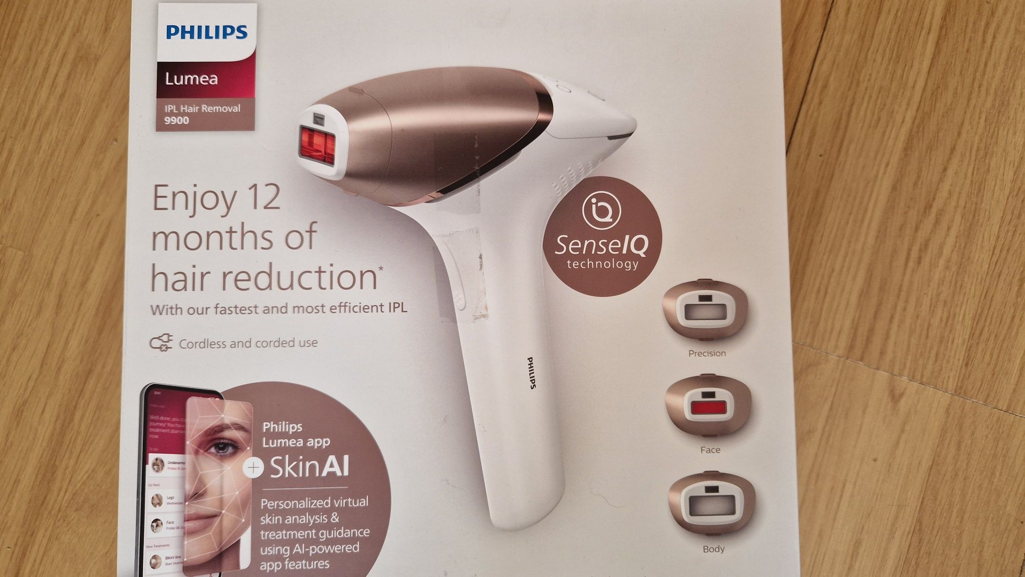 Фотоепилатор Philips Lumea