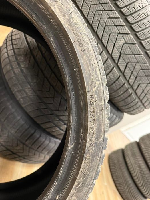 Bridgestone Blizak LM005 275/30/20, 245/35/20