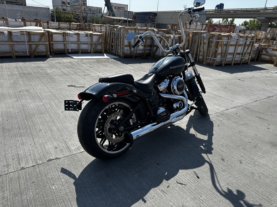 2018 Harley-Davidson Breakout FXBR