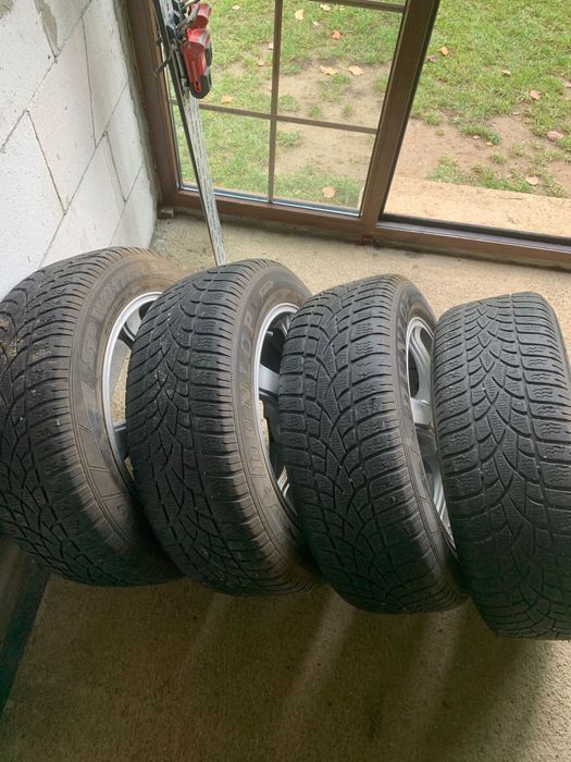 Jante cu anvelope de iarna 215/60 R17 din aliaj