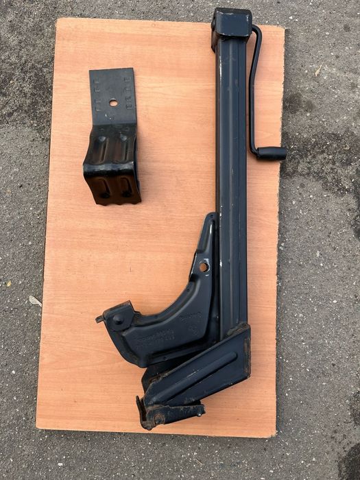 Домкрат БМВ е34 оригинал баллоник