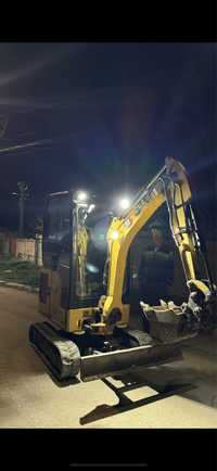 Miniexcavator excavator cat 301.6 301.8 2 t Caterpillar