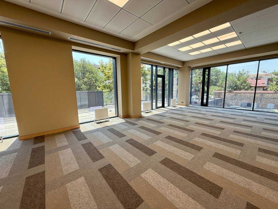 Аренда офисов в Solid Premium | 112–113 м² | Центр города