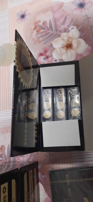 Casete audio noi INTERCOM sigilate