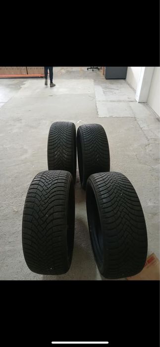 Vand anvelope de iarna Falken Runflat