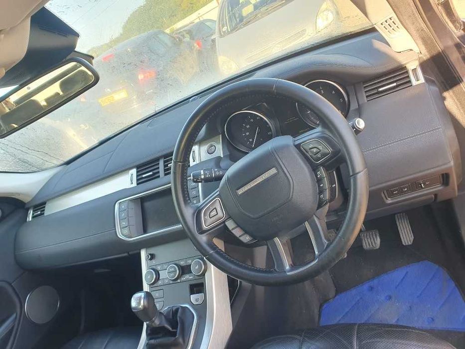 Dezmembrez Range Rover Evoque SE 2.0 d 2016