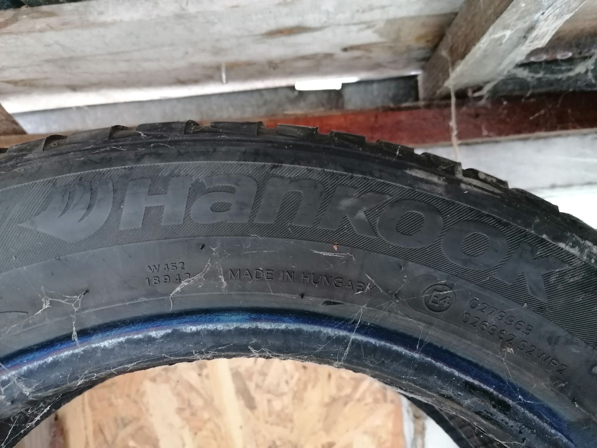 Anvelope iarnă Hankook 205/55/16