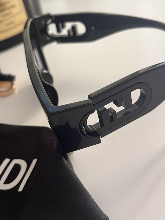 Очила Fendi черни ориг