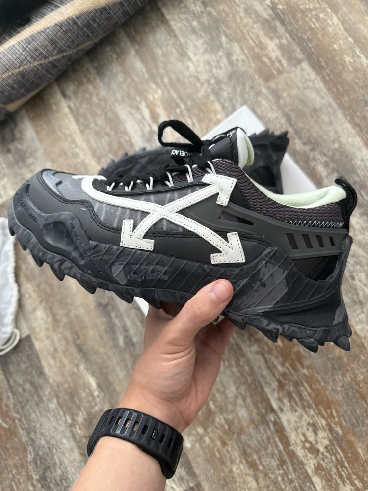 Off white oddsy 1000