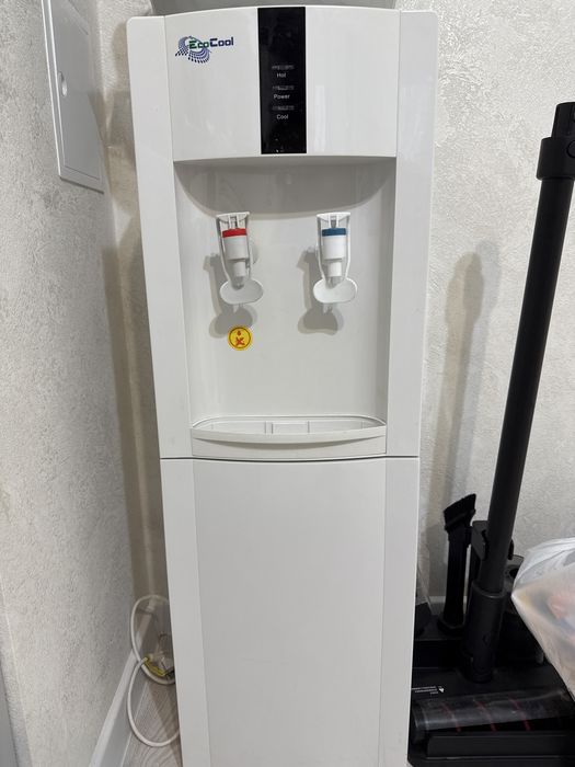 Продам диспенсер