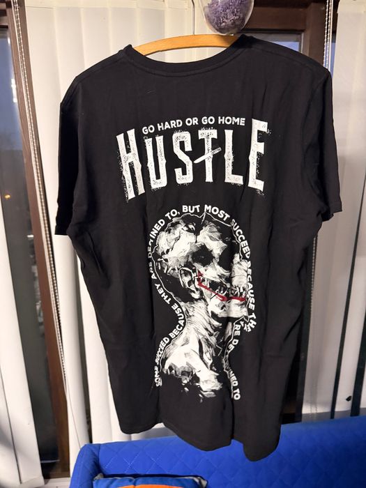 Луда тениски на добри цени