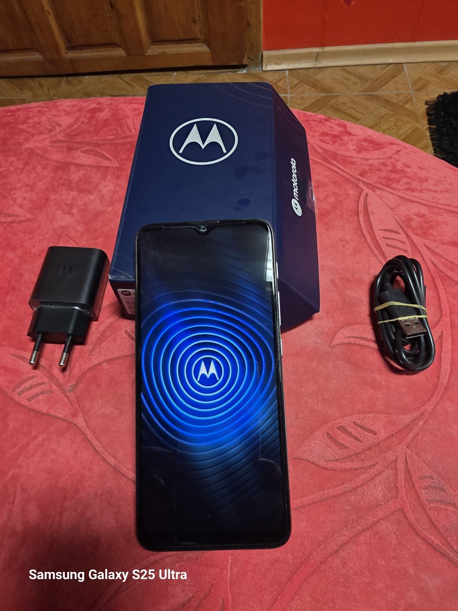 Motorola e20 32гб