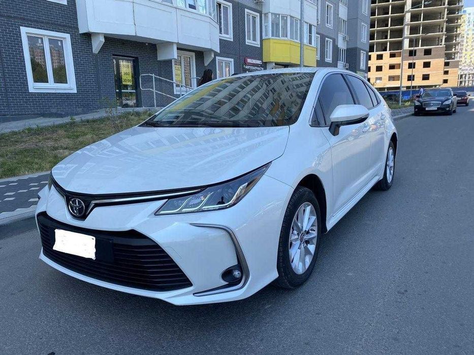 Tayota Carolla  yiliga 10% dan naxtga xarid qiling