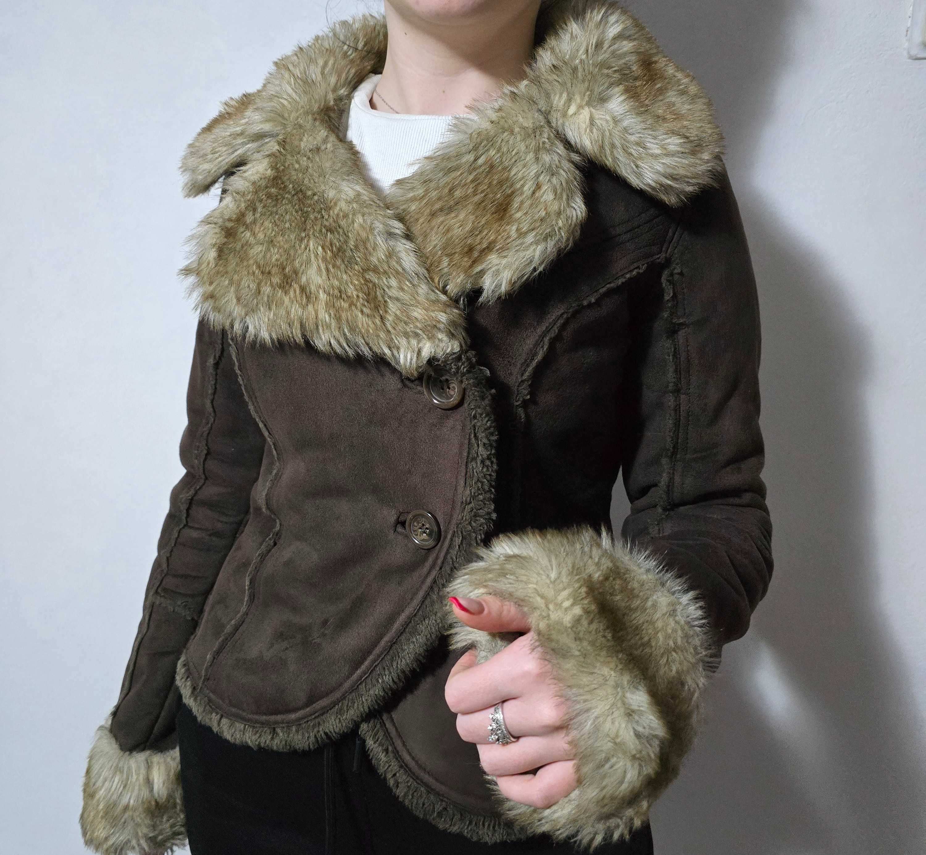 Кожух на Bershka