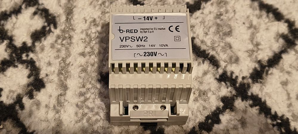 5 buc x Priza pe sina DIN 2P+E, 16A, 250VAC standard german Schneider