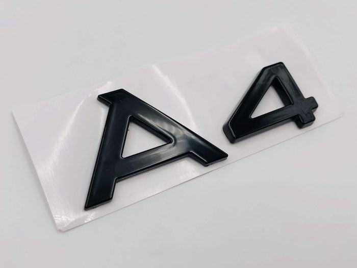 Emblema Audi A4 spate negru