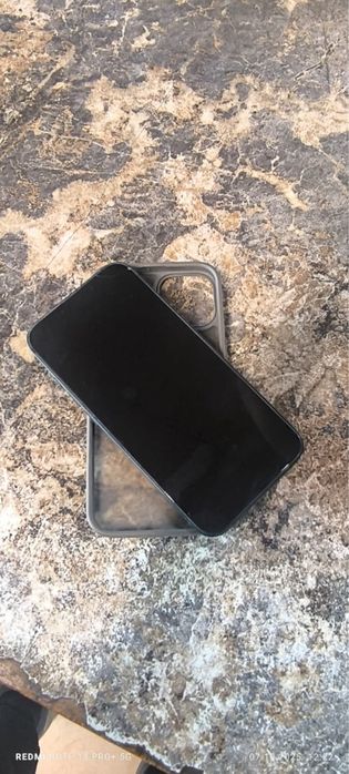 Продам айфон 13 срочно