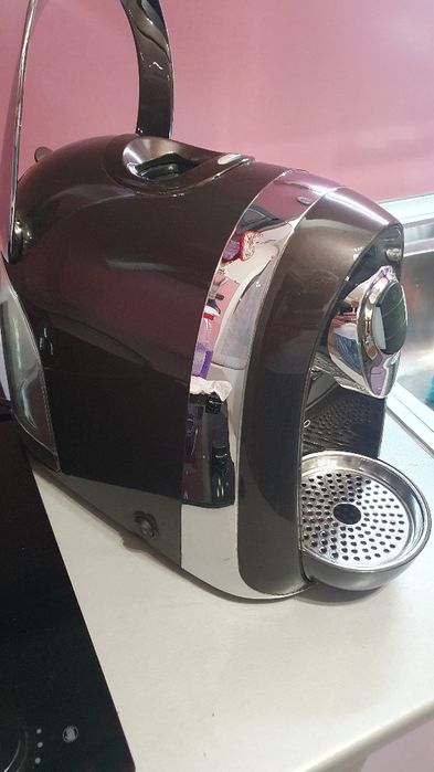 Кафемашина Чибо, с капсули