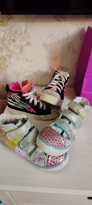 Ghete SKECHERS 32  superbe + ghete Frozen cadou 31