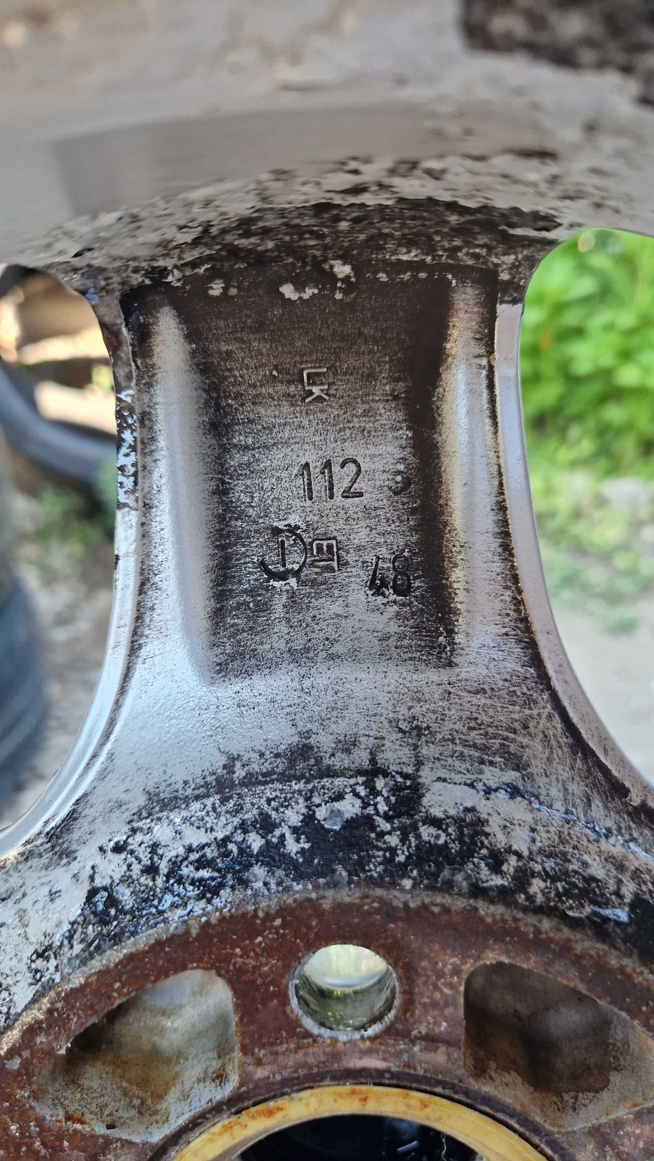 VW Джанти със зимни гуми 195/65/15 6,5J×15 ET48 5×112