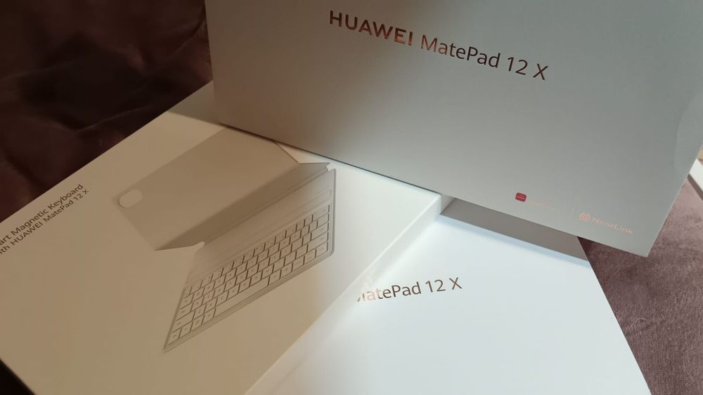 Продаю планшет срочно