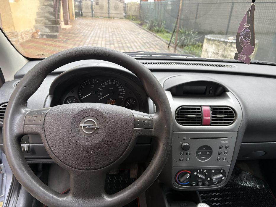 Opel Corsa C 2004 1.0 benzina