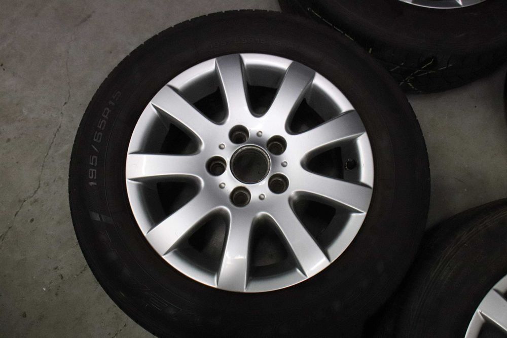 Jante originale VW Golf 5 pe 15 inch 5x112  Octavia Transporter T4