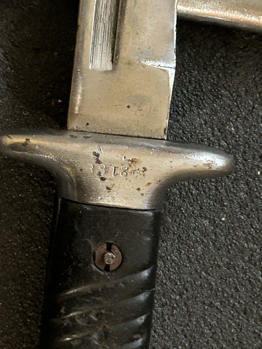 Щик Сабя Нож на Дневалния