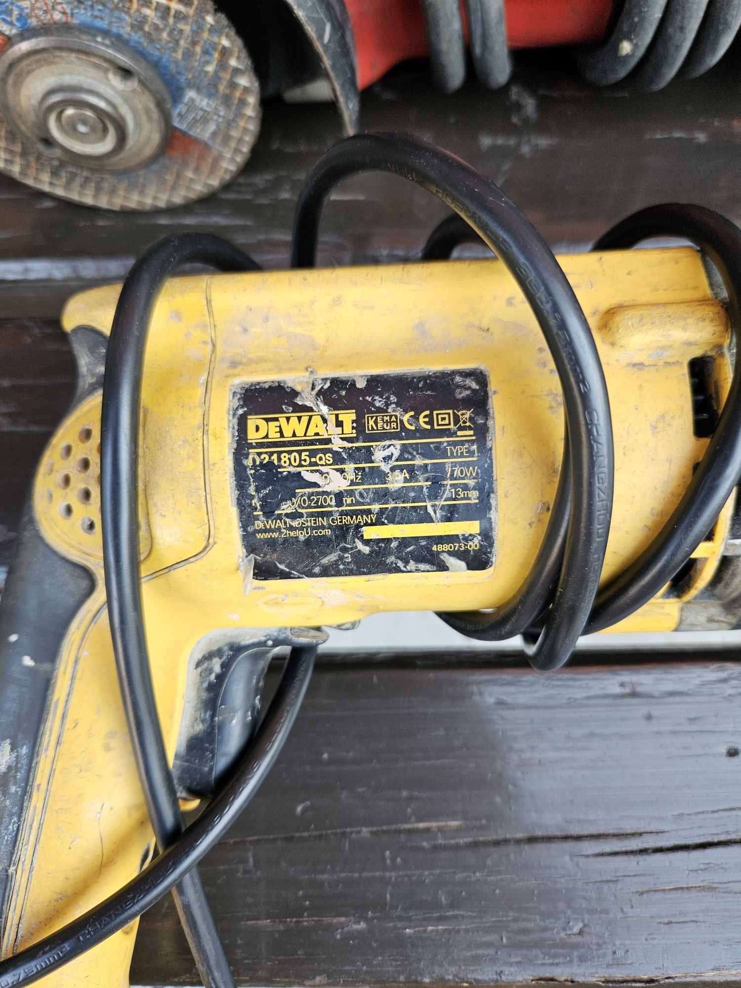 Milwaukee - Dewalt