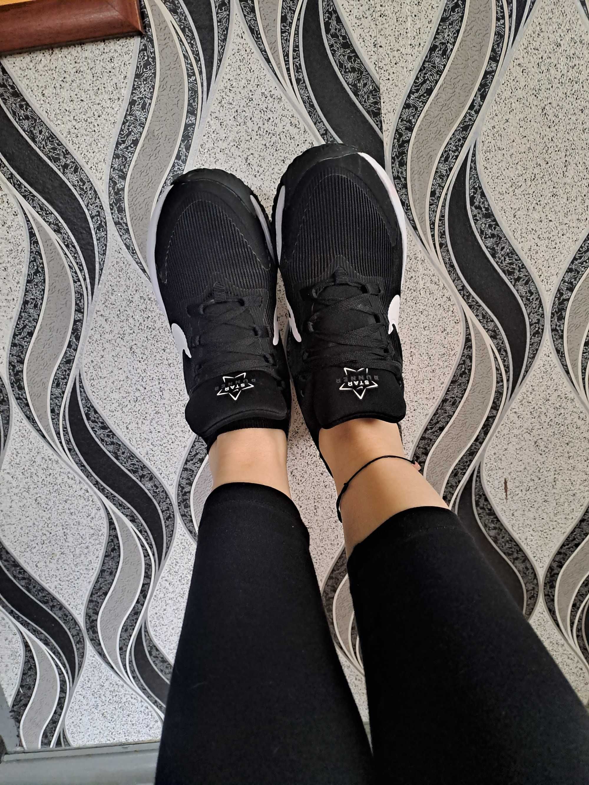 Маратонки Nike дамски