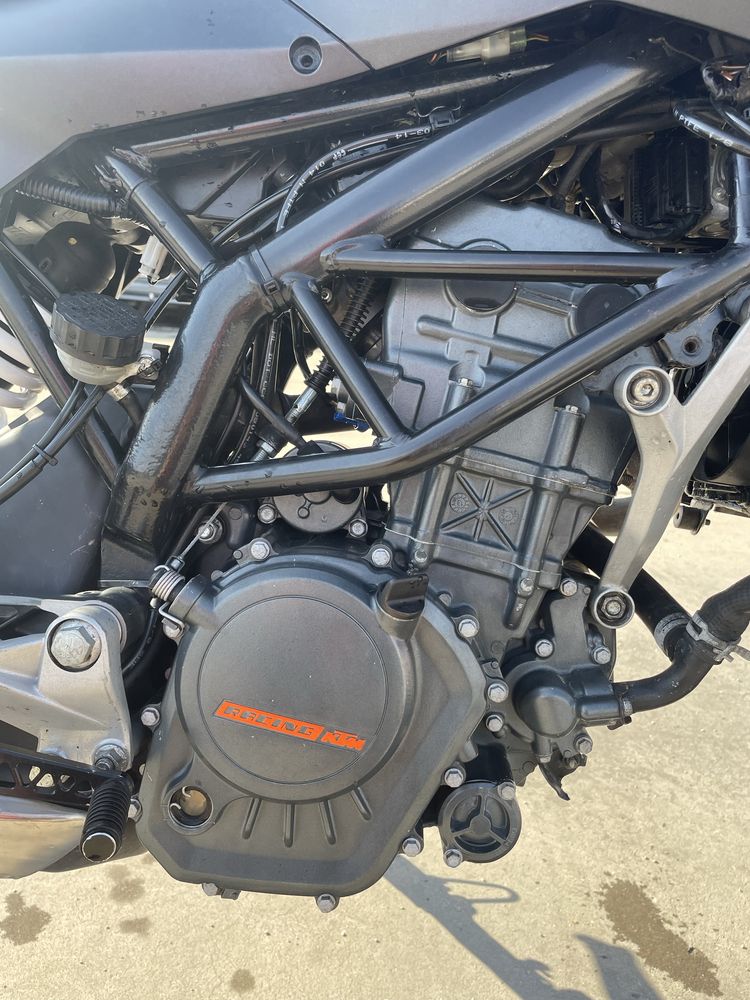 KTM Duke 125