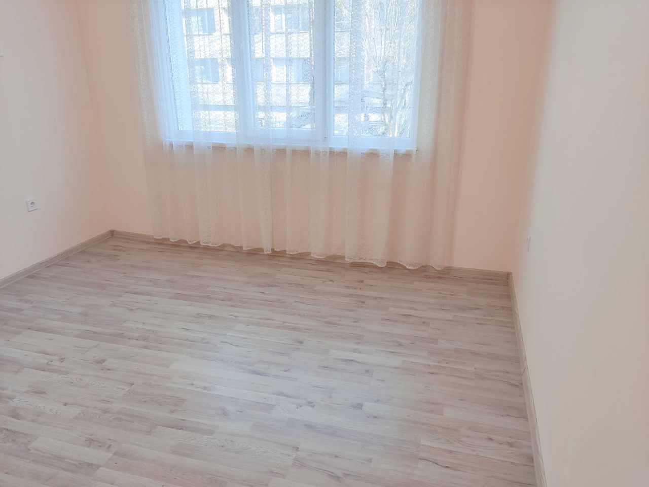 Продава се Тристаен апартамент в Силистра, Митница - 71 кв.м за 1027 €/кв.м - Снимка #10