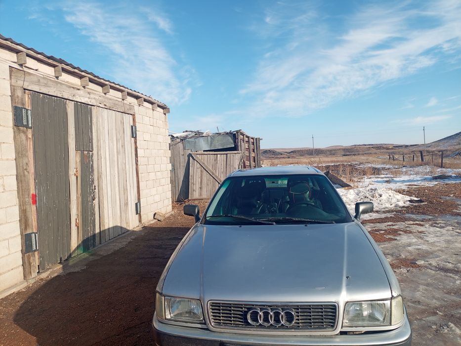 Ауди Б4 Срочна продаю есть торг