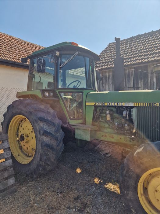 Vând tractor John Deere