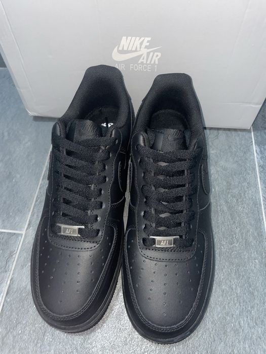 Adidasi Nike Air Force 1-noi