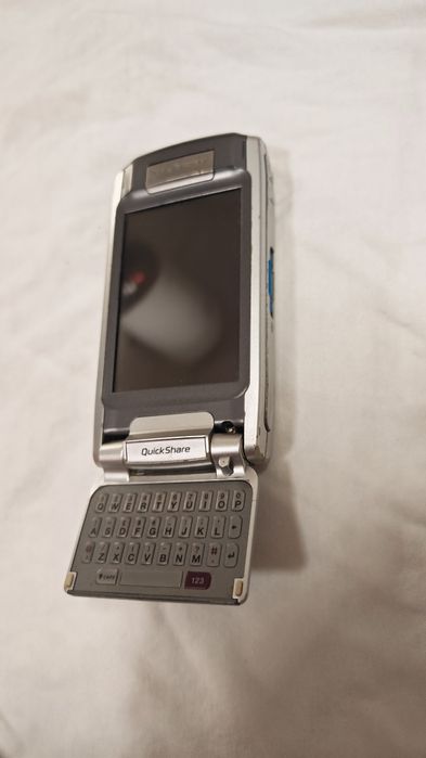 Sony Ericsson P910i перфектен