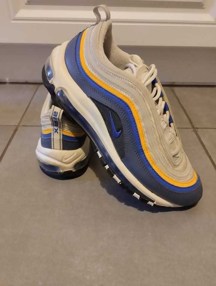 Nike Air Max 97 N38 и 38.5. Цена за чифт 135 лв!