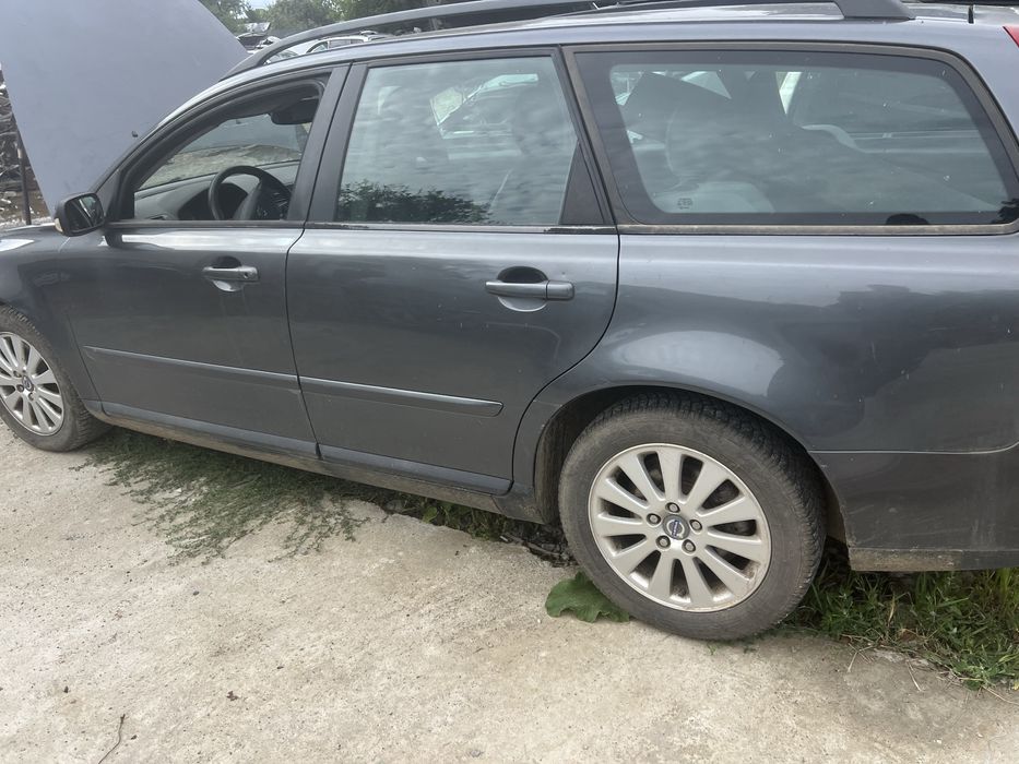 Motor 2.0 diesel volvo v50 hayon! Bara fata!