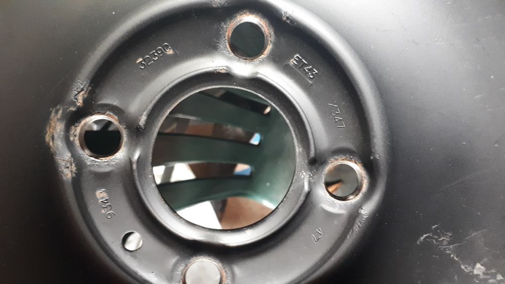 4бр.Зимни гуми с джанти 185/65/15