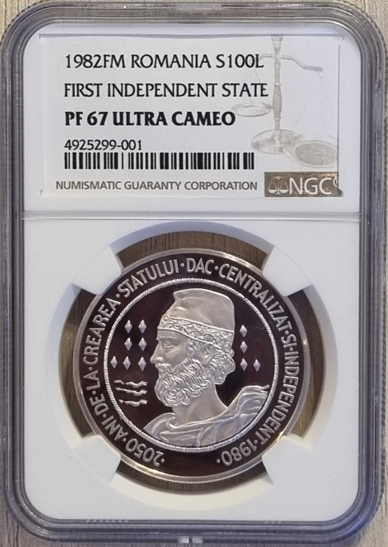 Set Staul Dac 1982: 500 lei aur, 100 lei argint gradate NGC PF 69 67