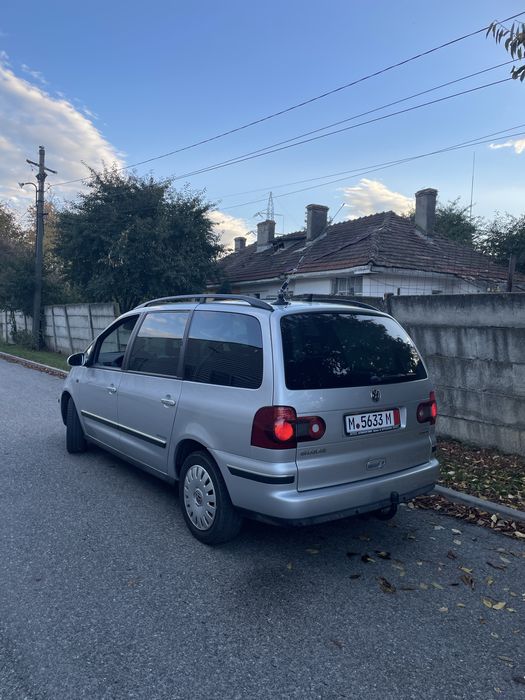 VW Sharan United 2009 Blue Motion