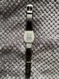 Продам женские серебрянные часы Ника