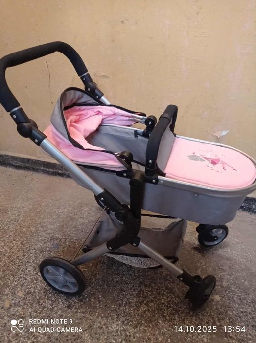 Количка за кукли, голяма