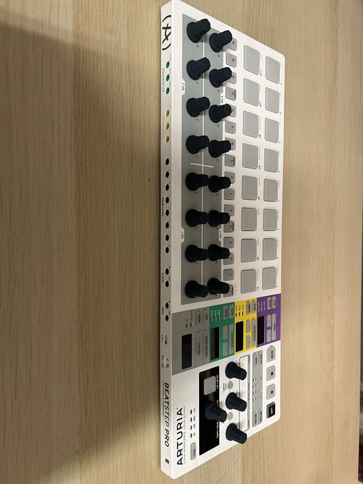 Arturia Beatstep Pro с Decksaver